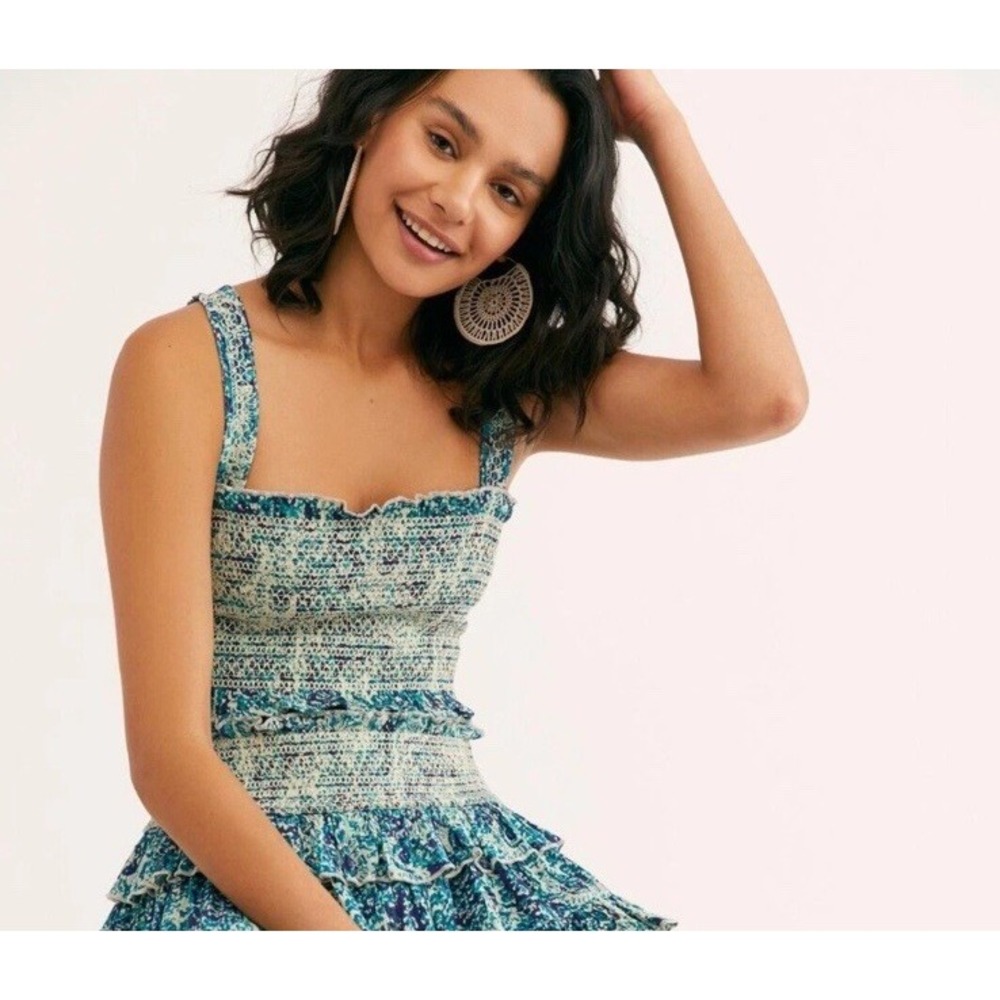 Free People Thalia Printed Cropped Top Smocked Ruffle Tiered Blue Large NWT